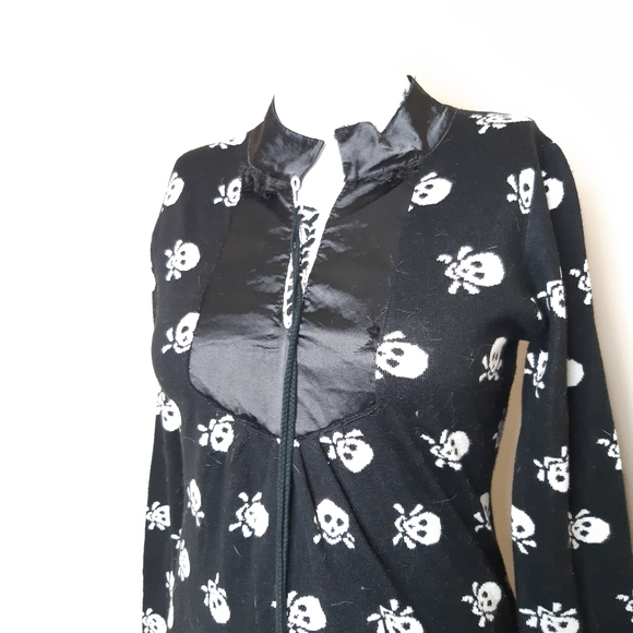 Knit Skull Dress - Picture 10 of 11